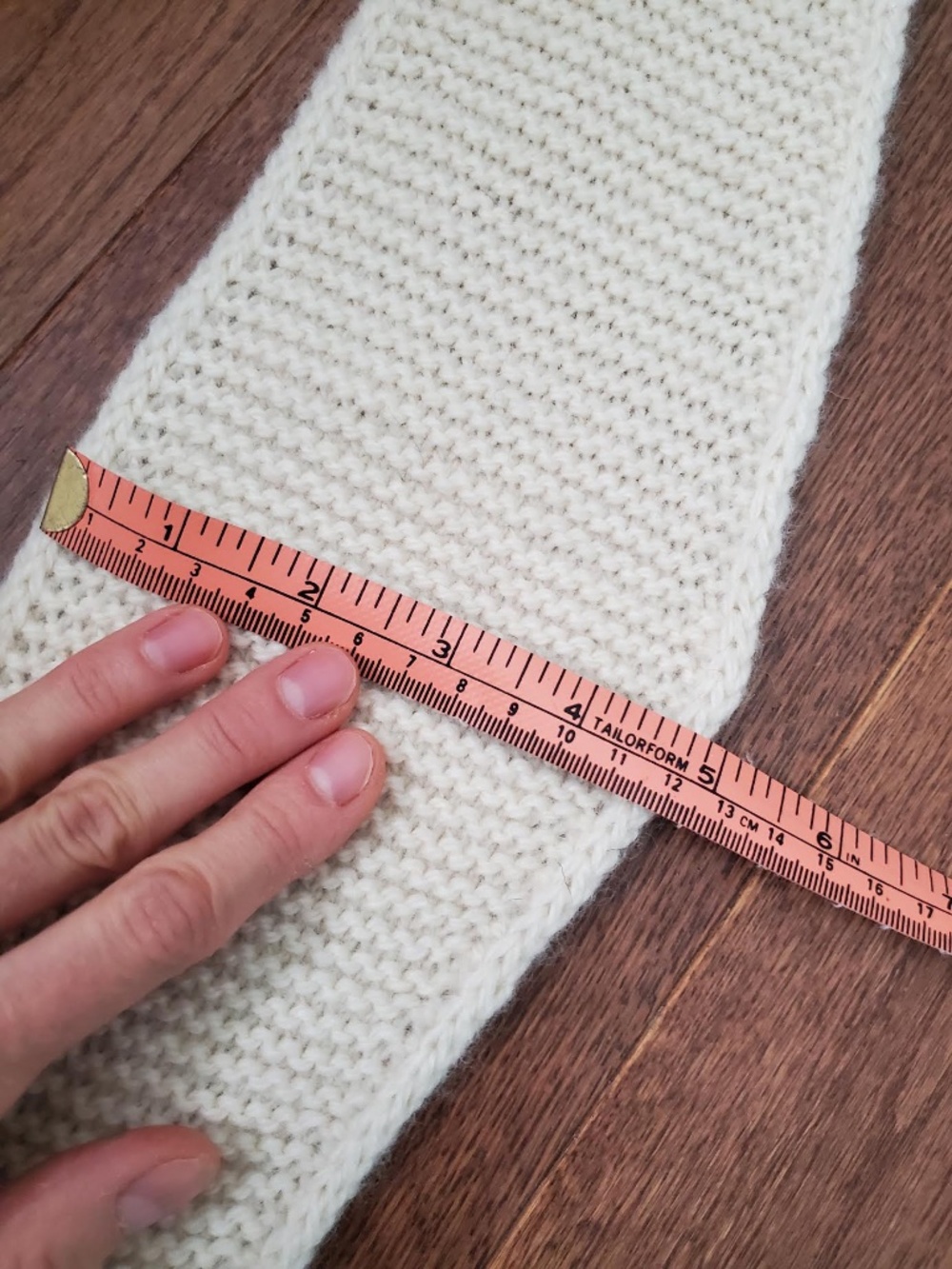 Handmade Small Wool Scarf - Picture 3 of 5